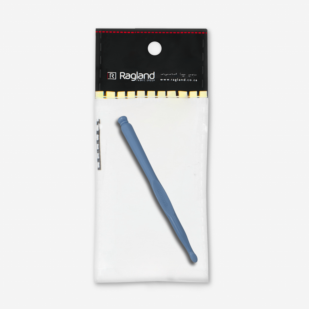Plastic Crochet Hook | 8.0mm - Ragland Fabrics