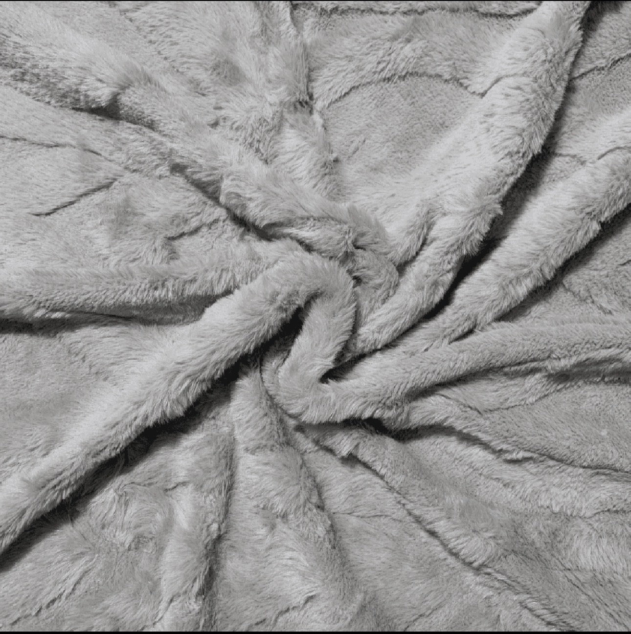 Chain Link Luxury Fur - Grey - Ragland Fabrics