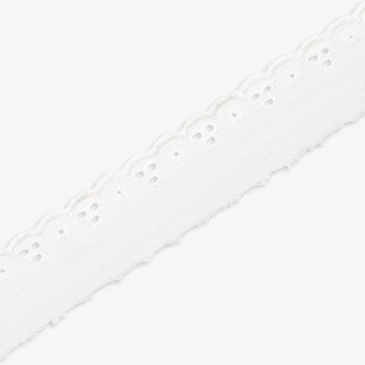 Lace Anglaise Cream Art. (R2253) - Ragland Fabrics