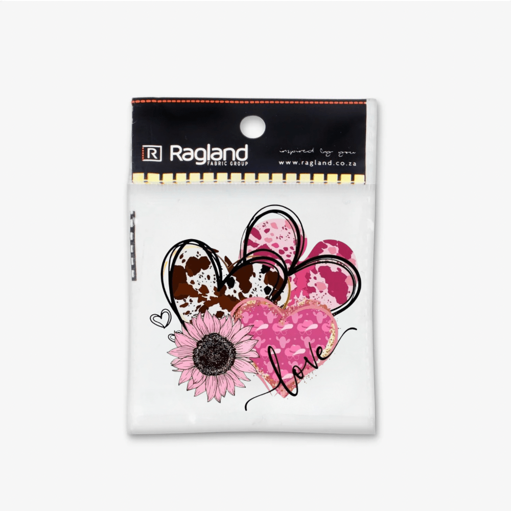 Motif Iron On Badge - Valentines Heart Love - Ragland Fabrics