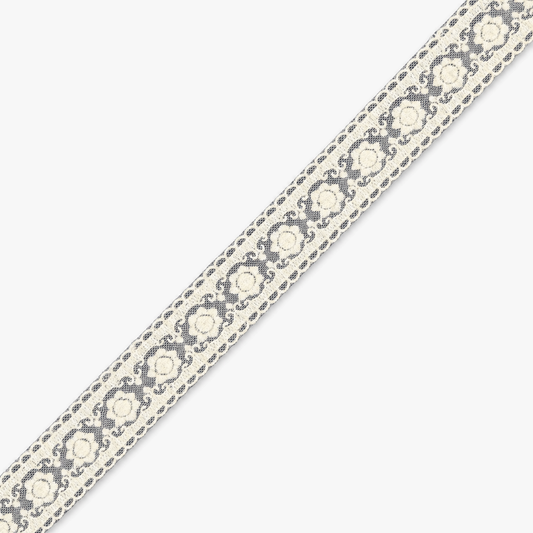 Lace Torchon Off-White 35mm #32 - refined diagonal product view