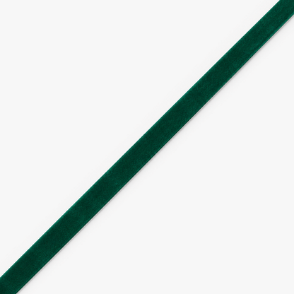 Velvet Ribbon 9mm Bottle Green - per metre diagonal view